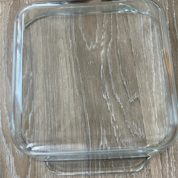 Pyrex Square Glass Baking Dish - Picture 4 of 7
